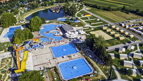 Foto uitzicht Camping Terme Čatež & waterpark met glijbanen