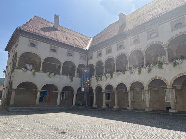 Uitzicht op het streekmuseum, het 2de oudste museum van Slovenië